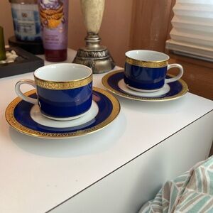 Gold Buffet Royal Gallery espresso cups & saucers